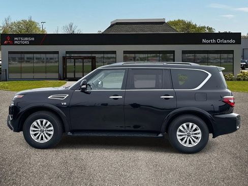 Used 2022 Nissan Armada SV image 6