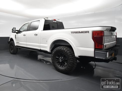 Used 2021 Ford F250 Lariat w/ Tremor Off-Road Package AWD/4WD image 5