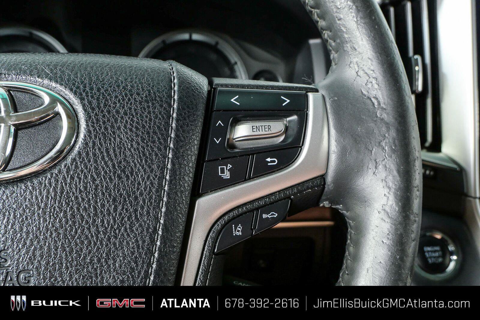 Used 2017 Toyota Land Cruiser AWD/4WD image 13