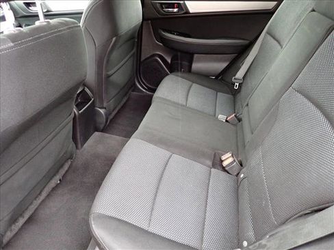 Used 2016 Subaru Outback 2.5i Premium AWD/4WD image 9