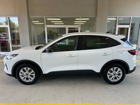 New 2026 Ford Escape Active image 4
