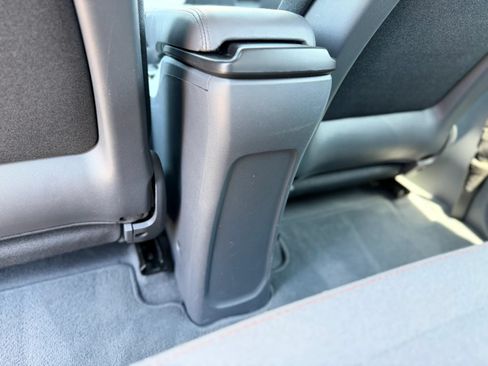 Used 2020 Chevrolet Bolt LT FWD image 21