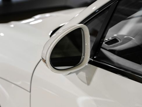 Used 2024 Porsche Macan image 43