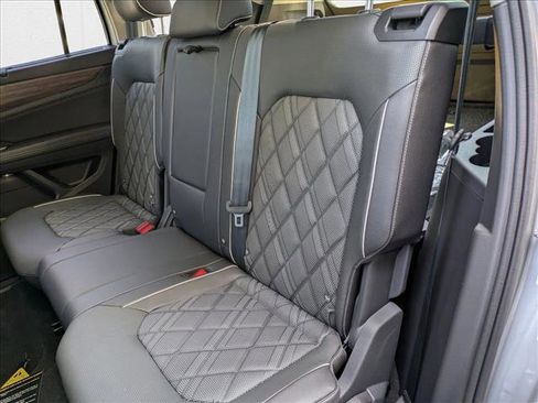 New 2026 Volkswagen Atlas SEL Premium R-Line image 11