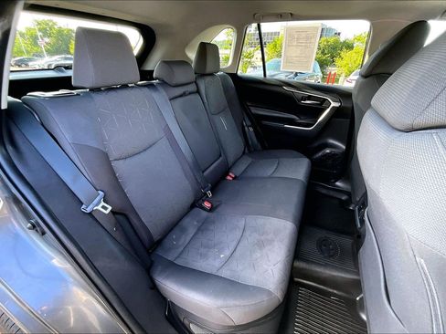 Used 2021 Toyota RAV4 XLE w/ Convenience Package AWD/4WD image 26