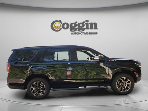 Used 2021 Chevrolet Tahoe Z71 w/ Z71 Signature Package AWD/4WD image 6