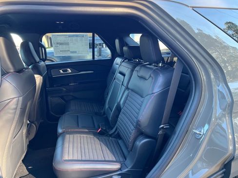 New 2026 Ford Explorer ST-Line image 27