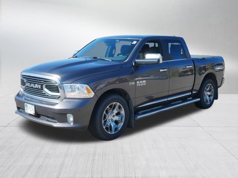 Used 2017 RAM 1500 Limited AWD/4WD image 3