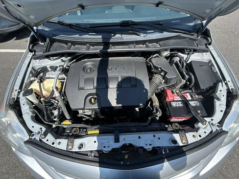 Used 2013 Toyota Corolla L FWD image 14