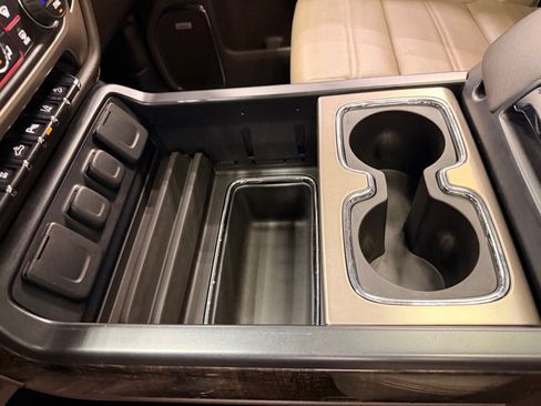 Used 2015 GMC Sierra 2500 Denali AWD/4WD image 40