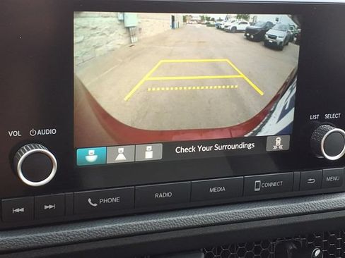 Used 2025 Honda CR-V EX image 19