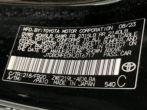 Used 2024 Toyota Corolla LE w/ LE Convenience Package FWD image 17