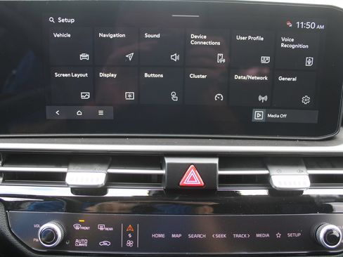 New 2026 Kia Sportage SX FWD image 51