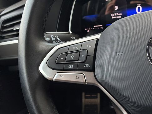 Used 2023 Volkswagen Jetta Sport image 24