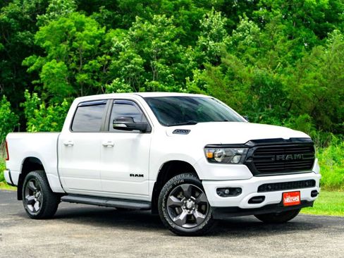 Used 2021 RAM 1500 Lone Star RWD image 1