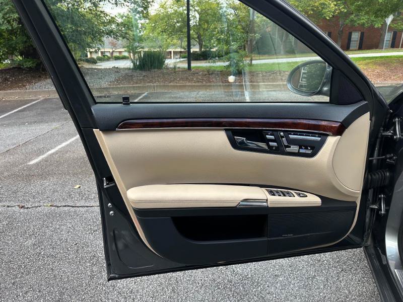 Used 2007 Mercedes-Benz S 550 4MATIC image 25