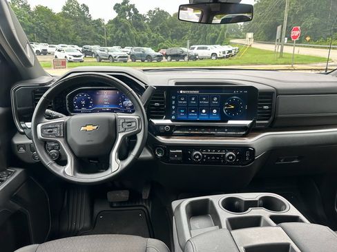 Used 2025 Chevrolet Silverado 1500 LT w/ Protection Package RWD image 19