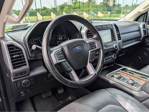Used 2019 Ford Expedition Platinum AWD/4WD image 20
