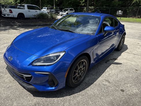 Used 2023 Subaru BRZ Limited RWD image 3