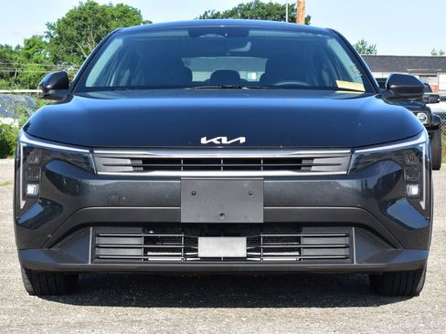 Used 2025 Kia K4 FWD image 2