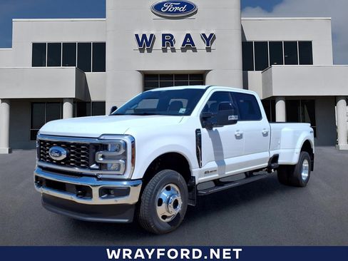 New 2026 Ford F350 4x4 Crew Cab DRW Super Duty image 1