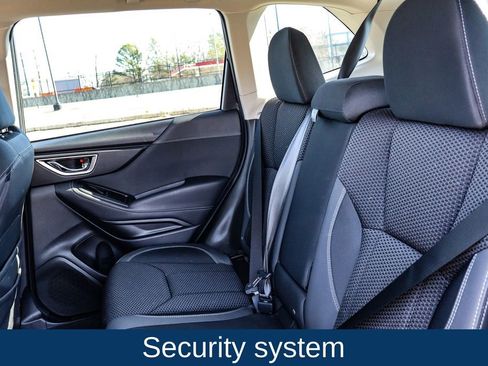 Used 2023 Subaru Forester Premium image 12