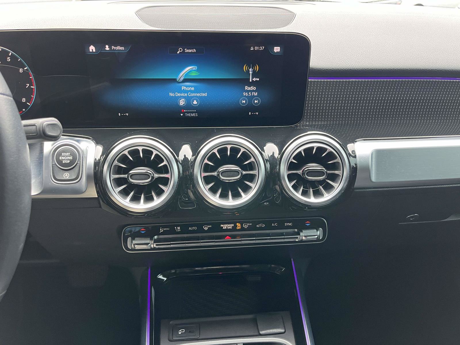 Certified 2023 Mercedes-Benz GLB 250 image 28