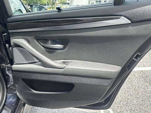 Used 2013 BMW M5 RWD image 37