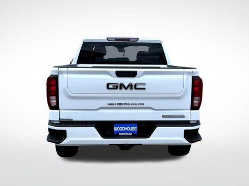 Certified 2022 GMC Sierra 1500 Elevation w/ LPO, Elevation Black Package AWD/4WD image 7