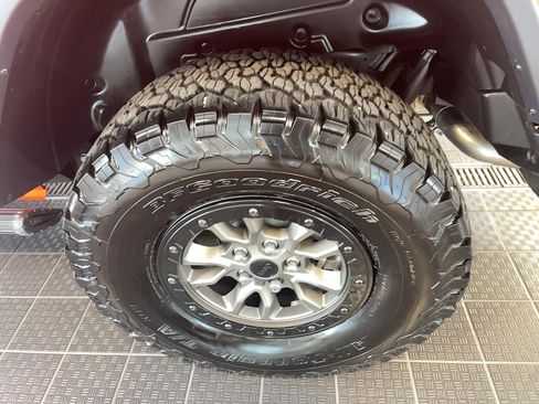 Used 2023 Jeep Wrangler Unlimited Rubicon 392 w/ Dual Top Group AWD/4WD image 5