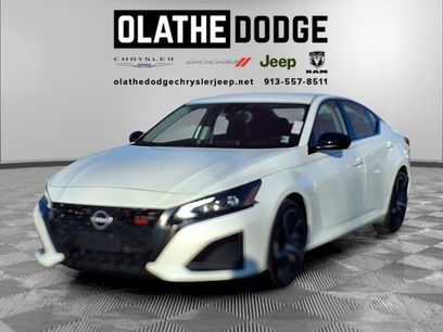 Used 2024 Nissan Altima 2.5 SR