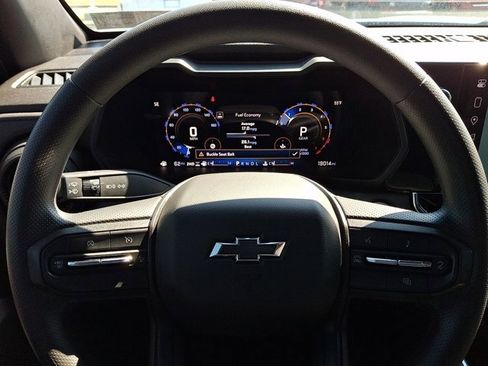 Used 2024 Chevrolet Colorado Trail Boss w/ Technology Package image 23