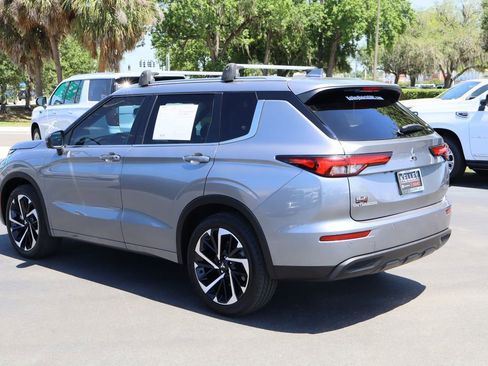 Used 2022 Mitsubishi Outlander SEL image 5