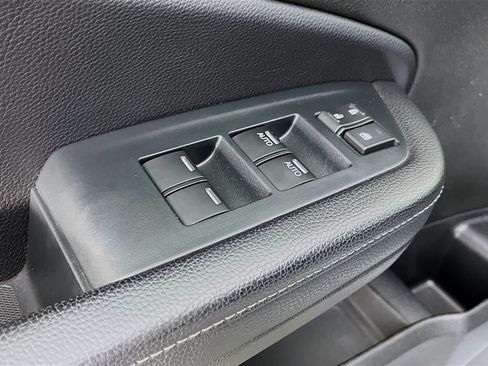 Used 2023 Honda Ridgeline Sport image 25