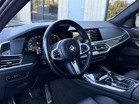 Used 2022 BMW X7 M50i AWD/4WD image 17