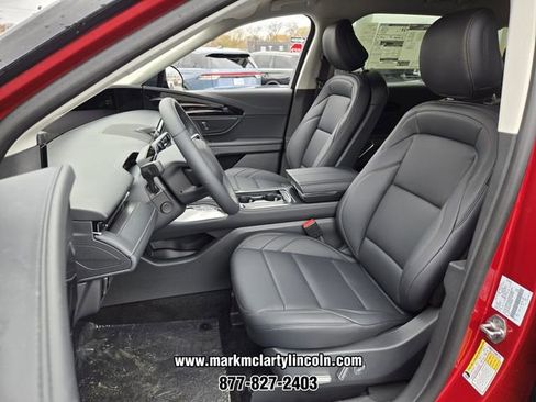 New 2026 Lincoln Nautilus Premier image 5