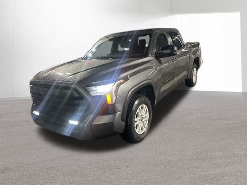 Used 2025 Toyota Tundra SR5 image 4