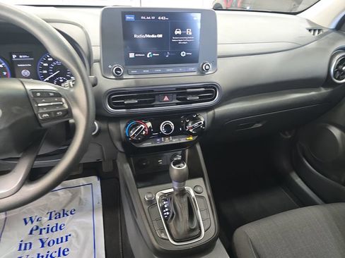 Certified 2023 Hyundai Kona SEL AWD/4WD image 18