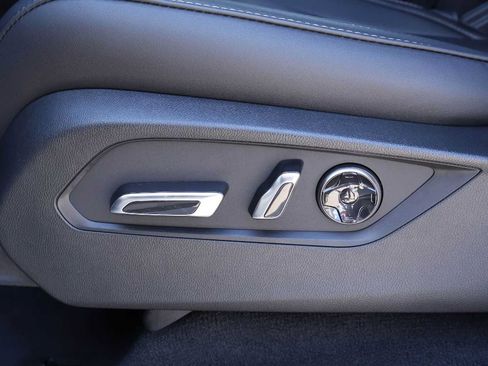 Certified 2026 Acura MDX w/ Technology Package FWD image 24