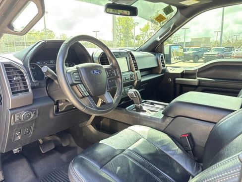 Used 2019 Ford F150 XLT w/ Equipment Group 302A Luxury image 6