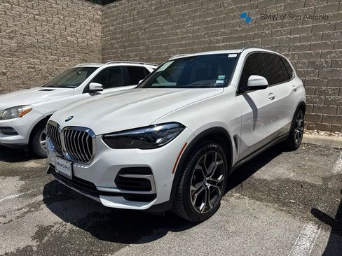 Certified 2023 BMW X5 sDrive40i w/ Premium Package RWD image 1