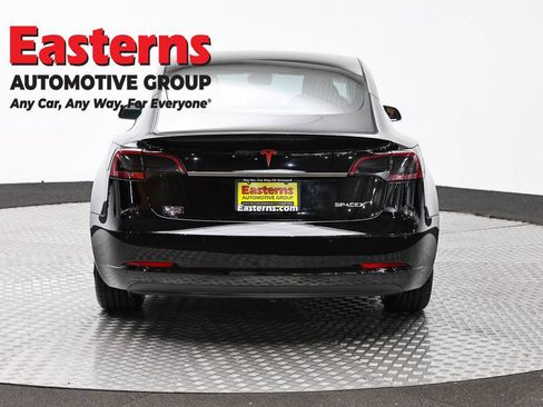Used 2018 Tesla Model 3 Mid Range RWD image 6