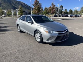 Used 2016 Toyota Camry image 1