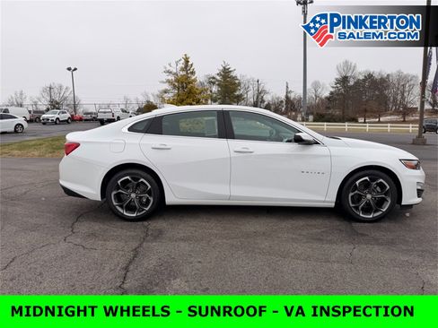 Used 2023 Chevrolet Malibu LT image 2