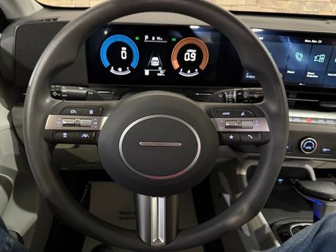 New 2026 Hyundai Kona SE image 18