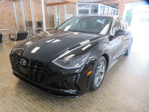 Used 2023 Hyundai Sonata SEL w/ Convenience Package FWD image 1