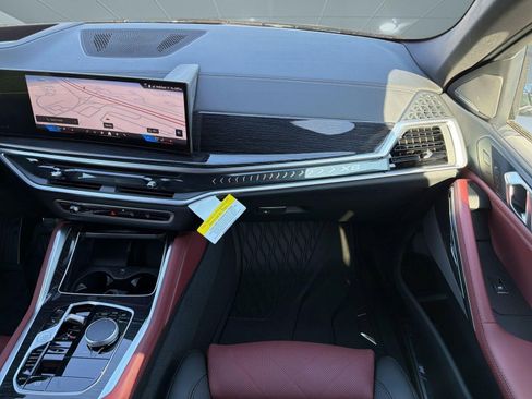 New 2027 BMW X6 xDrive40i image 29