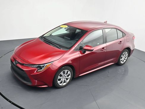 Used 2024 Toyota Corolla LE FWD image 27