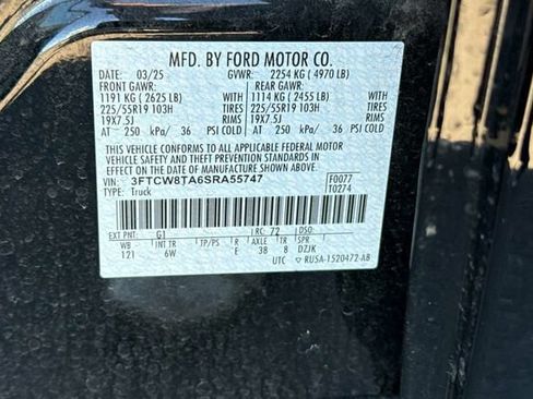 Used 2025 Ford Maverick Lobo AWD/4WD image 26