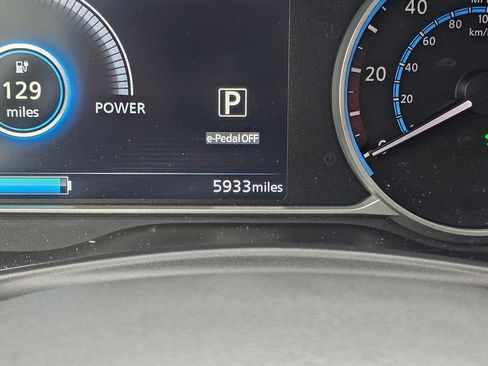Used 2024 Nissan Leaf S FWD image 20